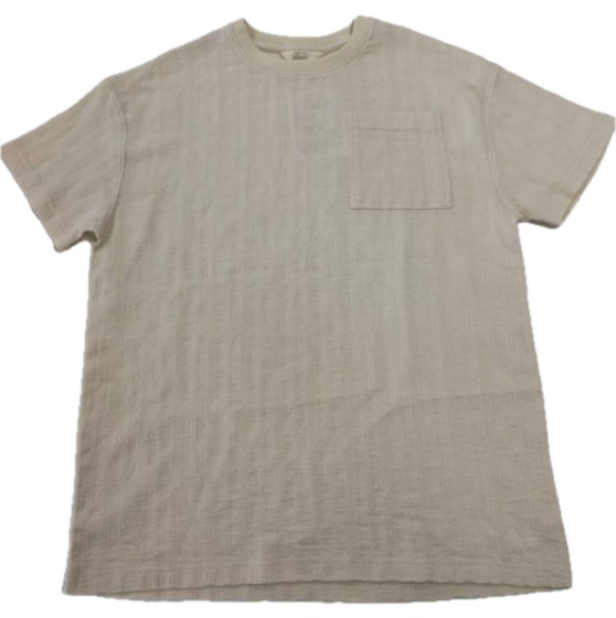 Cream textured short-sleeve T-shirt with chest pocket